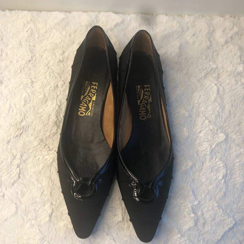 Salvatore Ferragamo black textured pointed square-toe flats shoes.